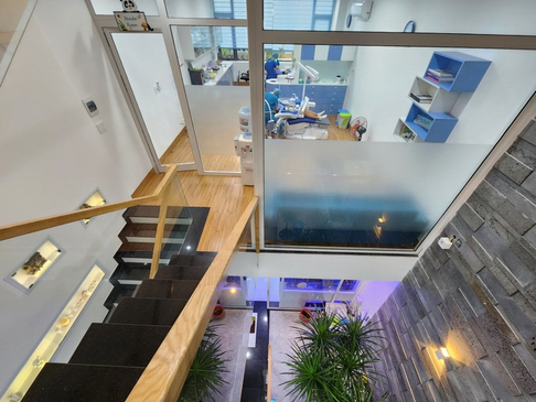 Slider image (8) Dr. Bao Dental Clinic